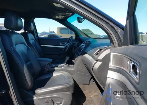 2016 Ford Explorer Xlt z USA, uszkodzony, nr VIN 1FM5K7D81GGA56129